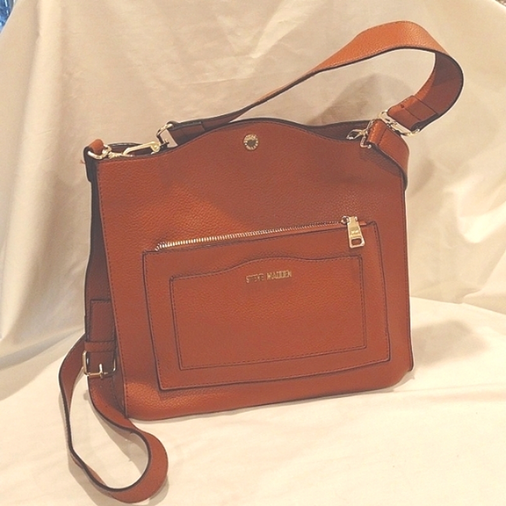 Frye Mallen Leather Shoulder Bag in Cognac